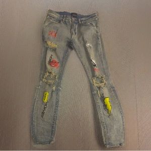 Denim Jeans (Logo’s included)